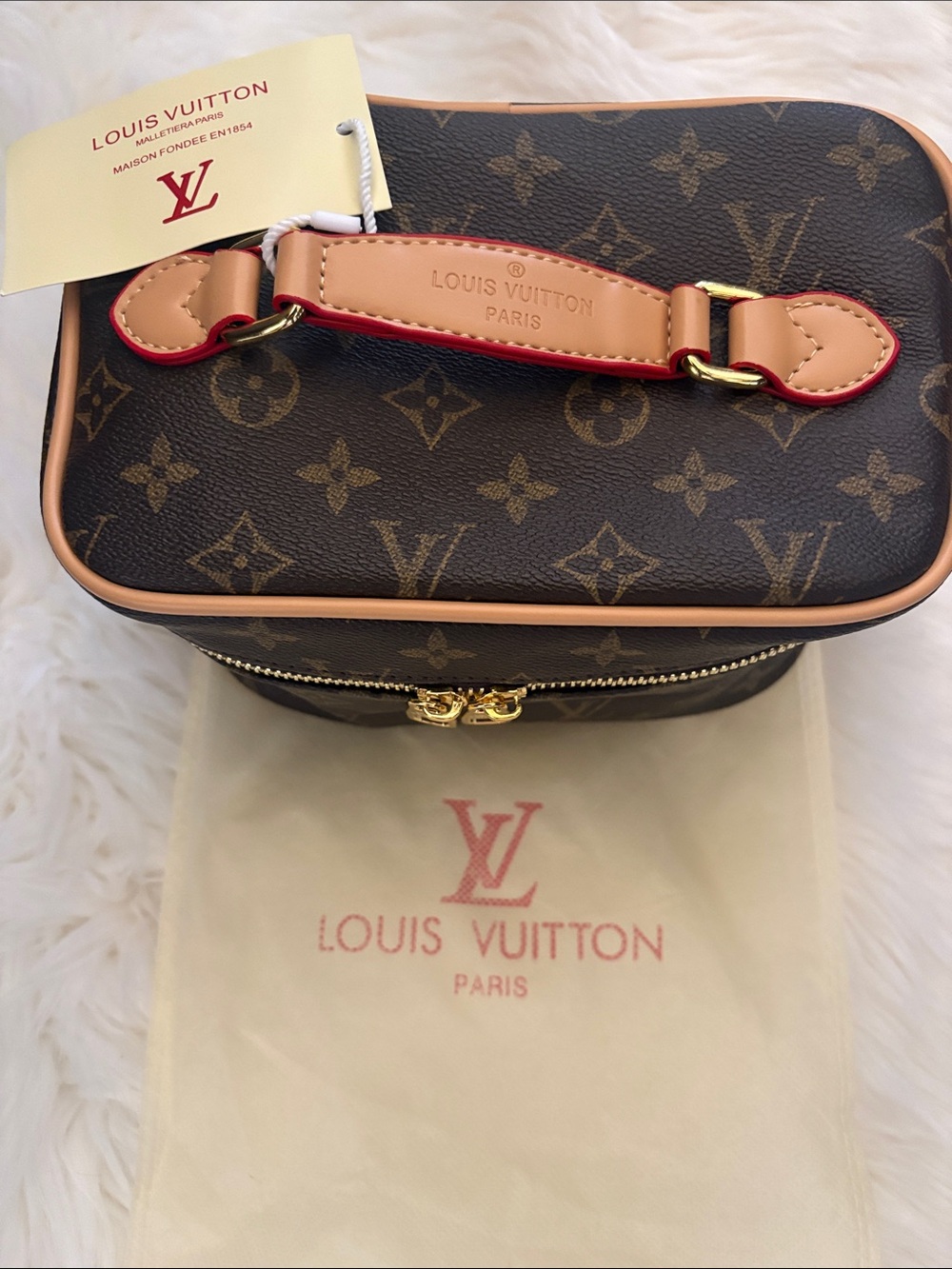 Louis Vuitton Monogram Cosmetic Case in Brown with Vachetta Trim and Red Accent - Picture 4 of 11